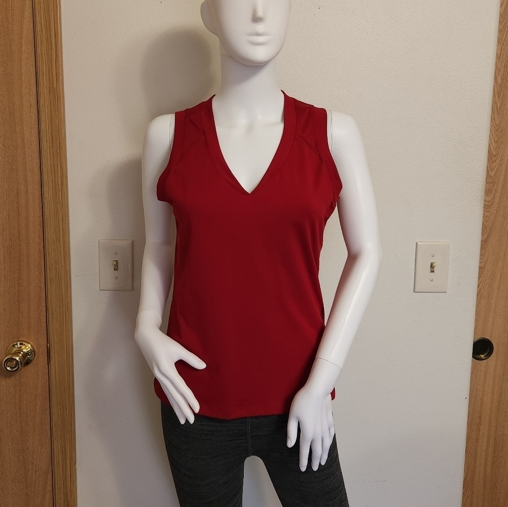 Burgundy athletic works‎ tank top size large